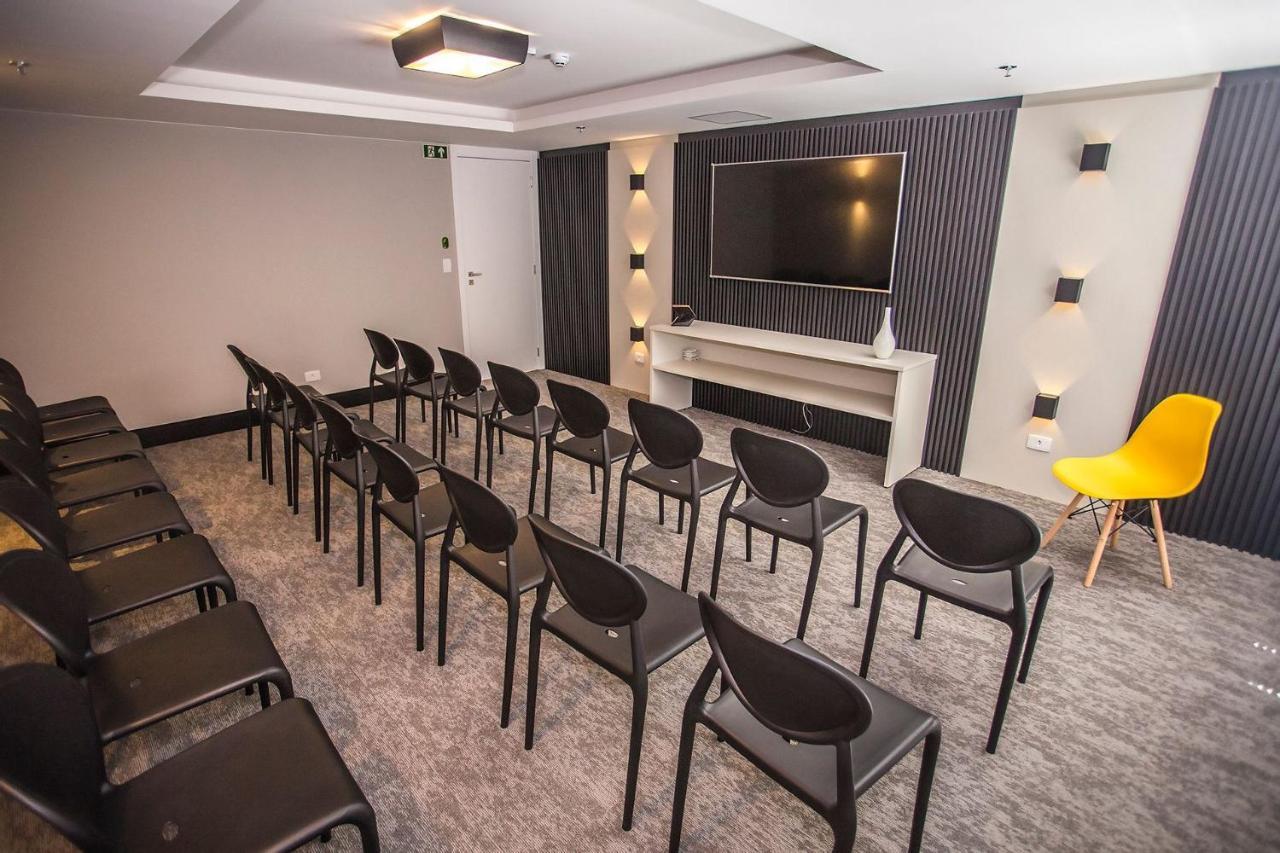 Apartamento Com Ar Condicionado - All0817 Curitiba